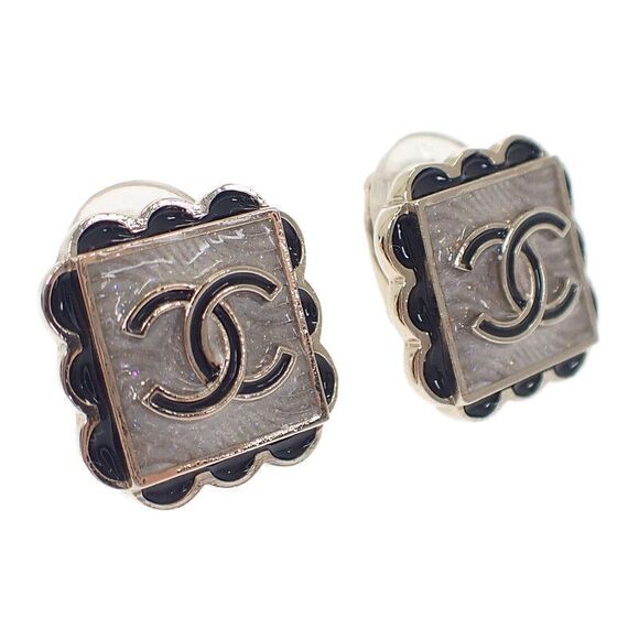 Chanel Square Coco Mark Earrings Abe425 B18071 Nzt06 Metal Resin White Black - Picture 2 of 9